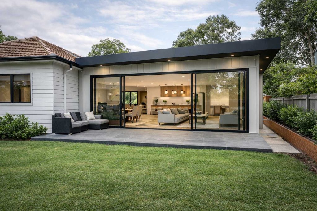 A-contemporary-home-extension-in-Chatswood,-integrating-seamlessly-with-the-existing-structure